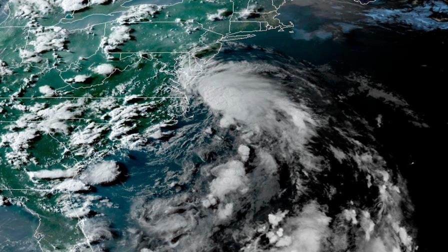 Tormenta tropical Fay amenaza costa de EEUU en el Atlántico