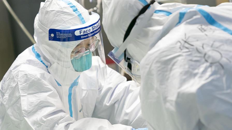 China aísla ciudades enteras para contener brote de virus
