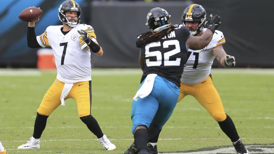 Steelers dominan a Jaguars y conservan la marca perfecta