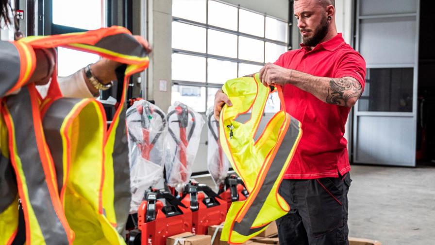 Chalecos inteligentes para mantener la distancia en tiempos de coronavirus