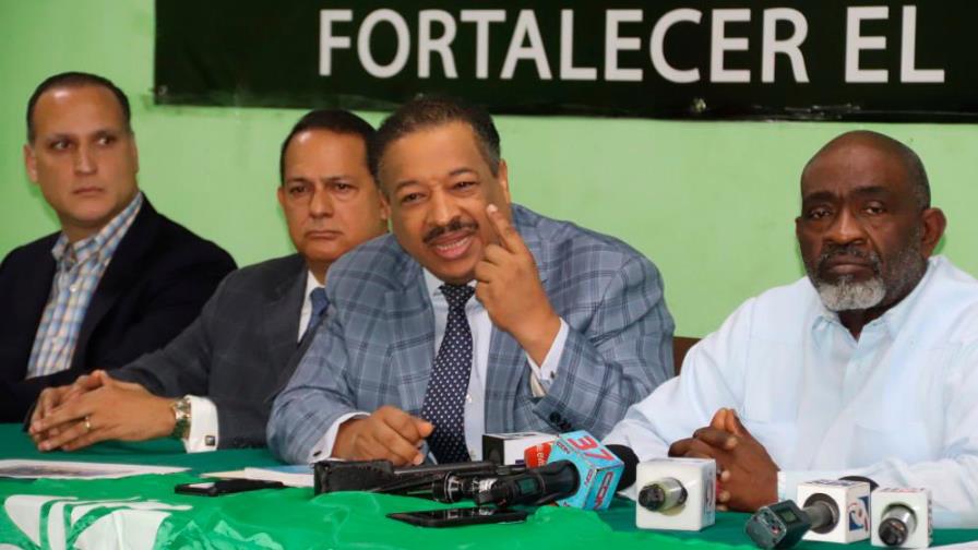 Fuerza del Pueblo acusa a Danilo Medina de violar la Ley Electoral
