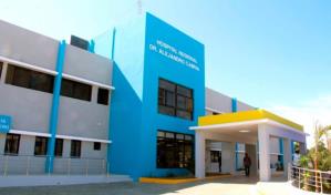 Director del INVI reafirma su compromiso con la reconstrucci&oacute;n y conclusi&oacute;n de m&aacute;s de 30 proyectos hospitalarios