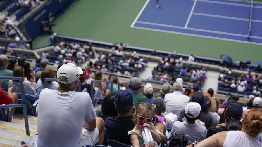 US Open: Triunfos de Schwartzman y Halep; caos para ingresar