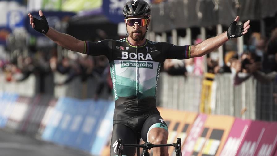 Sagan gana la 10ma etapa de un Giro mermado por el virus Sagan gana la 10ma etapa de un Giro mermado por el virus
