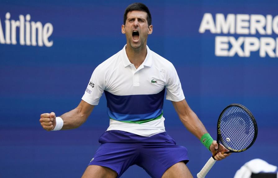 Djokovic sigue su paso hacia la historia en el US Open