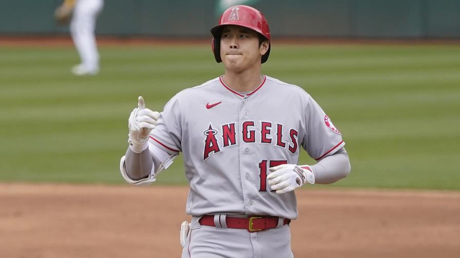 Ohtani produce 2 con sencillo; Angelinos blanquean