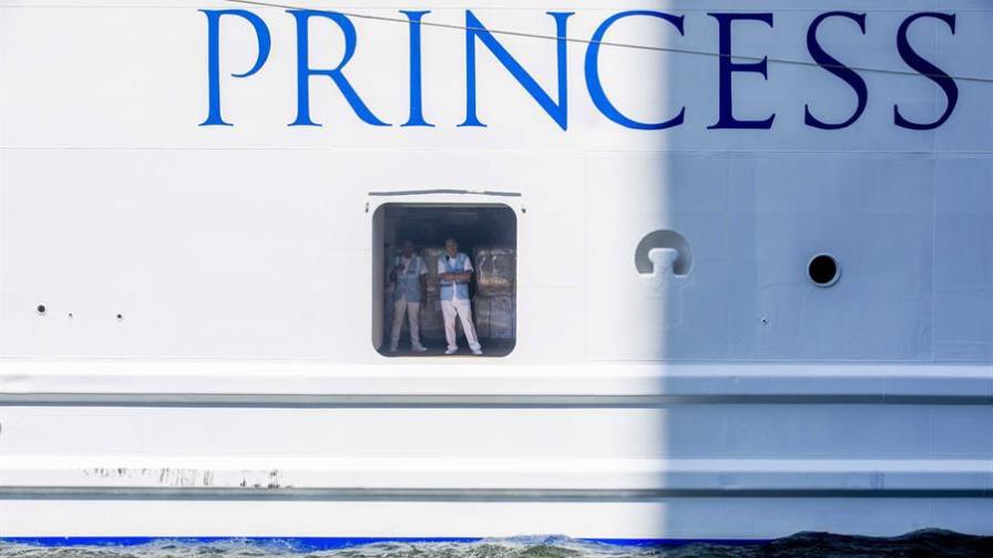 Un tercer crucero con enfermos navega hacia la costa de Florida, en EEUU