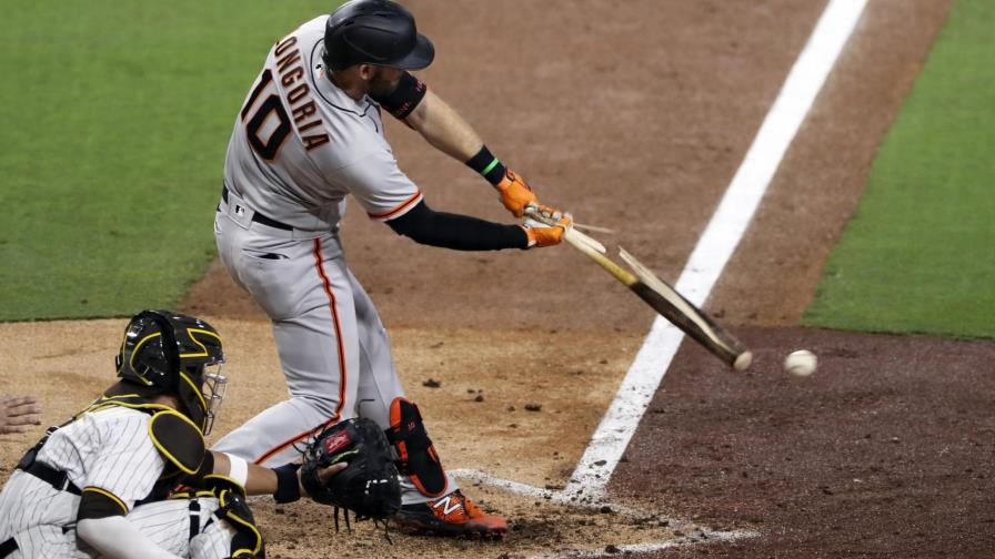 Gigantes vencen 3-2 a Padres, que pierden a Tatis por lesión