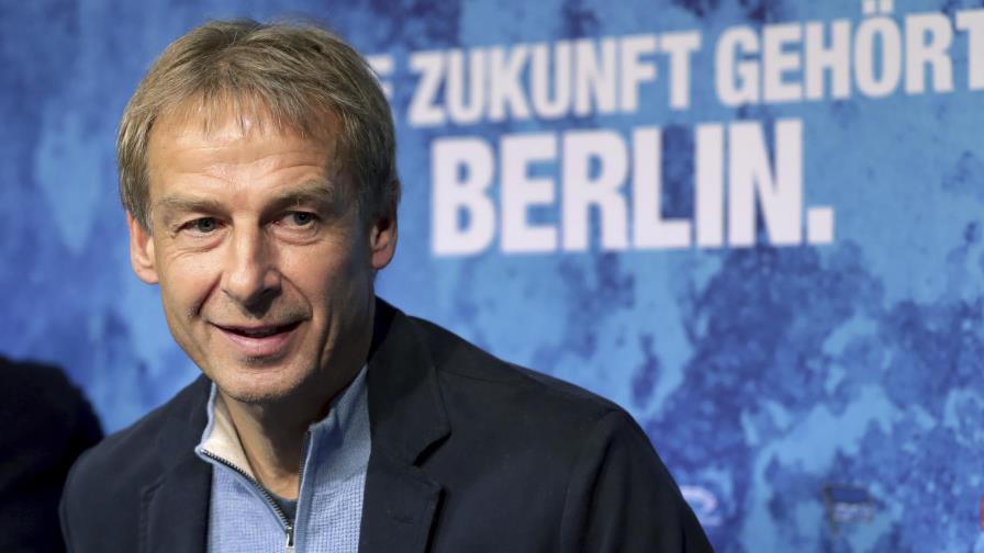 Klinsmann regresa al banquillo como técnico de Hertha Berlín