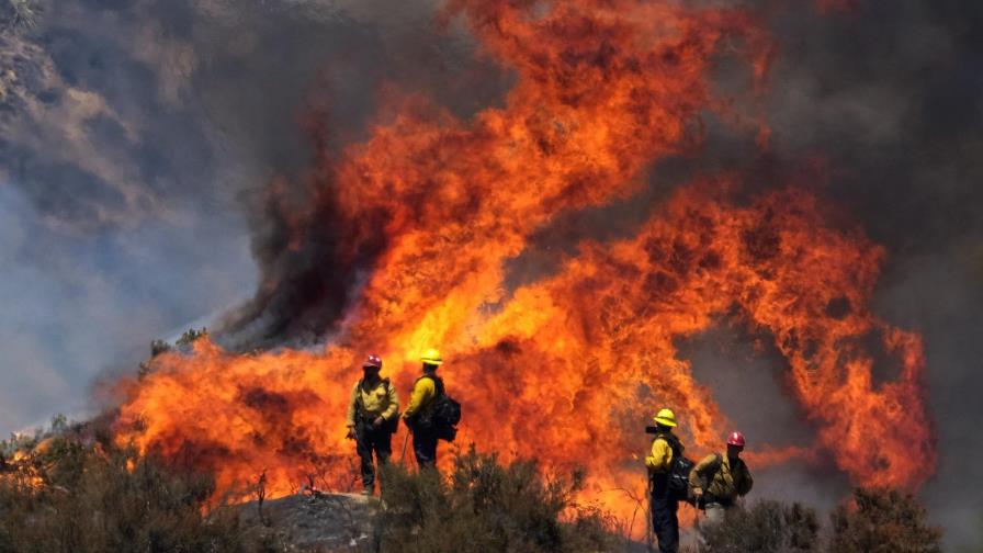 Miles de evacuados en California debido a incendios