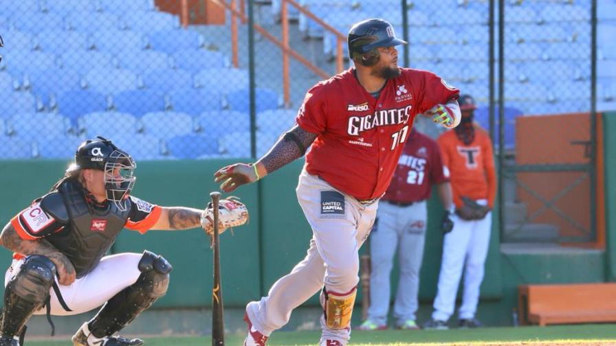 Juan Francisco y José Sirí truenan en La Romana y los Gigantes extienden a cuatro su racha