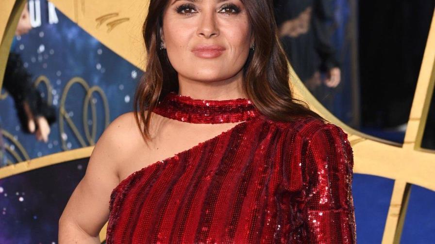 Este es el secreto de Salma Hayek para lucir las mejores pestañas