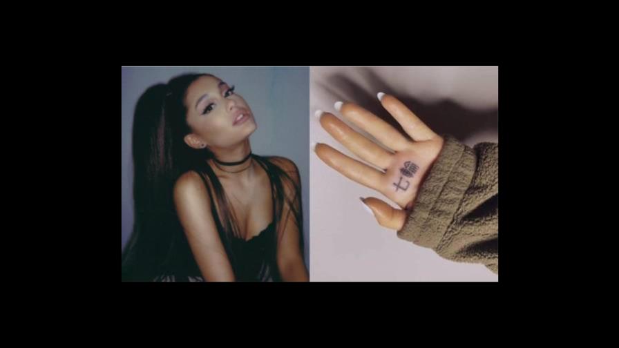 Ariana Grande intenta corregir error en un tatuaje en japonés pero sin suerte