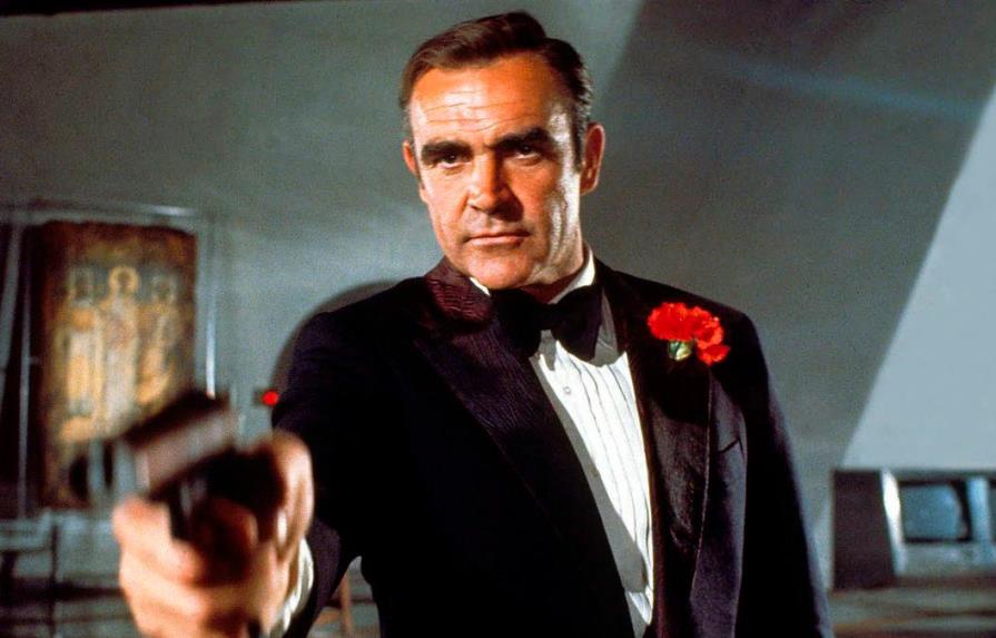 El James Bond de Sean Connery era un “violador”, según el director de nueva película de la saga