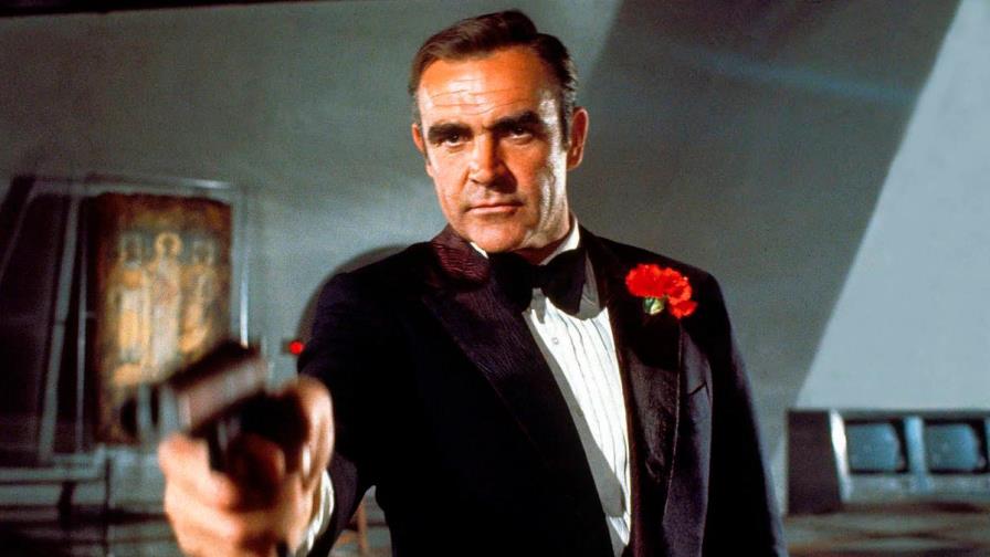 El James Bond de Sean Connery era un “violador”, según el director de nueva película de la saga