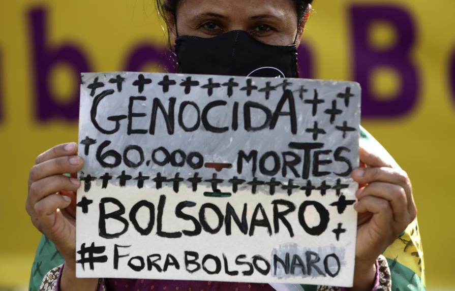 Bolsonaro promociona un cuestionado fármaco para el COVID-19