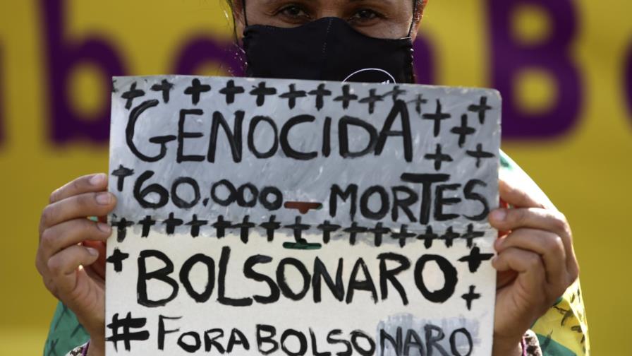 Bolsonaro promociona un cuestionado fármaco para el COVID-19 Bolsonaro promociona un cuestionado fármaco para el COVID-19