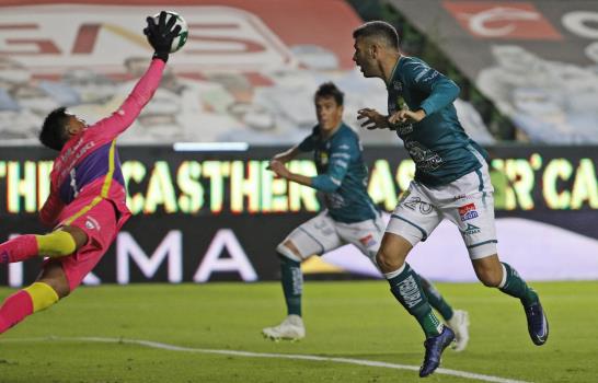 León vence a Pumas y se corona en el fútbol mexicano