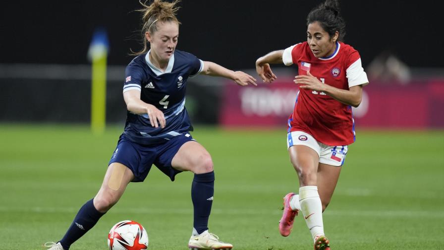 Mujeres futbolistas abren nueva era de activismo olímpico