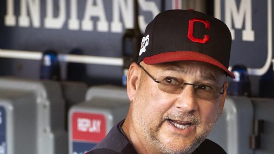 Francona elogia decisión de Indios de cambiar de nombre Francona elogia decisión de Indios de cambiar de nombre