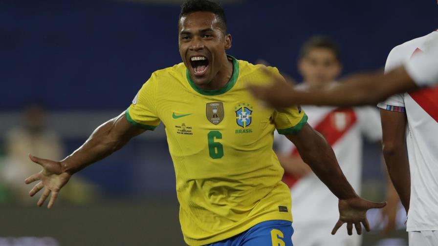 Brasil aplasta a Perú y controla su grupo en Copa América