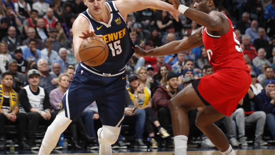 Nikola Jokic anota 29 puntos en tres cuartos y Nuggets arrollan Nikola Jokic anota 29 puntos en tres cuartos y Nuggets arrollan