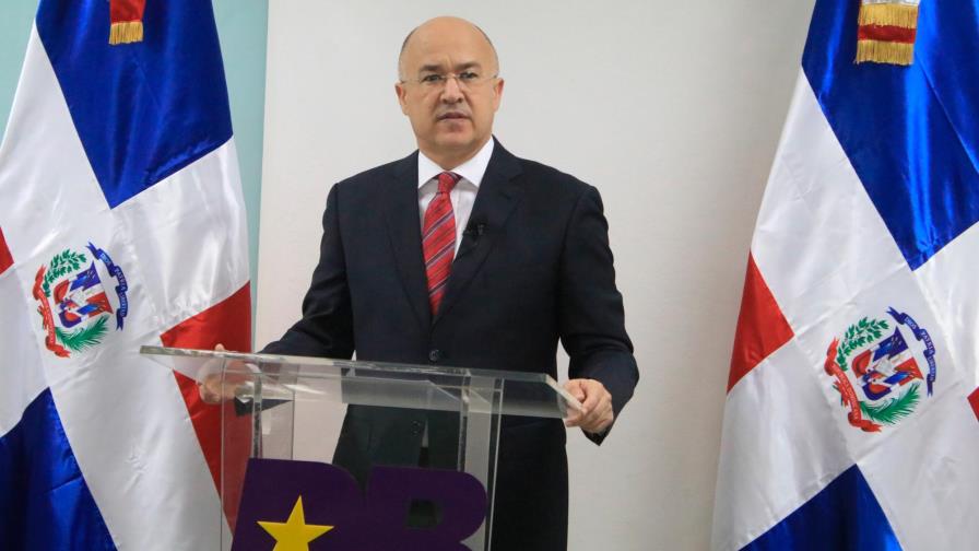 Domínguez Brito presenta ante la JCE programa e itinerario de su proyecto presidencial