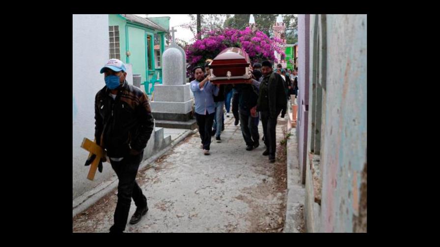 El duro golpe de morir en soledad para los indígenas mexicanos El duro golpe de morir en soledad para los indígenas mexicanos