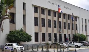 Envían a prisión a mujer imputada de violar a sus tres hijos menores de 6 años en Villas Agrícolas