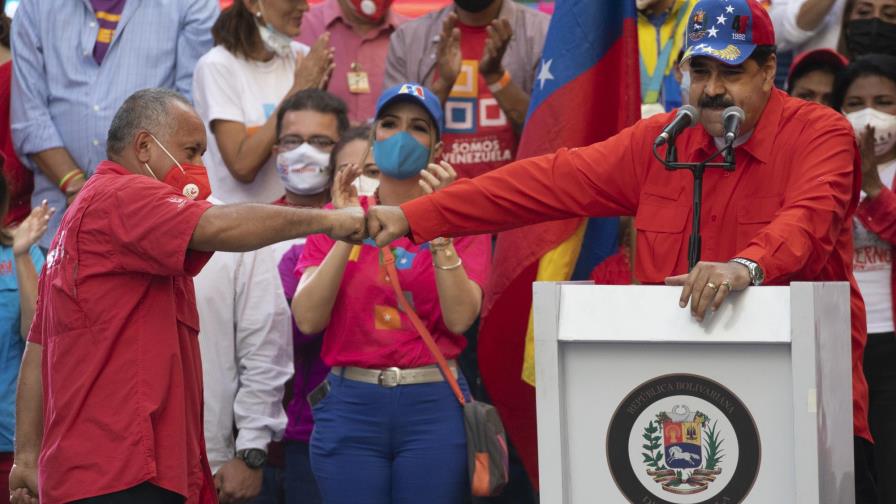 Venezolanos eligen congresistas en medio de boicot opositor Venezolanos eligen congresistas en medio de boicot opositor