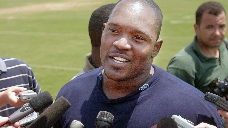 Fallece Josh Evans, quien jugó Super Bowl con Titans