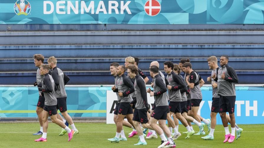 Eriksen pide a compañeros daneses concentrarse en Bélgica