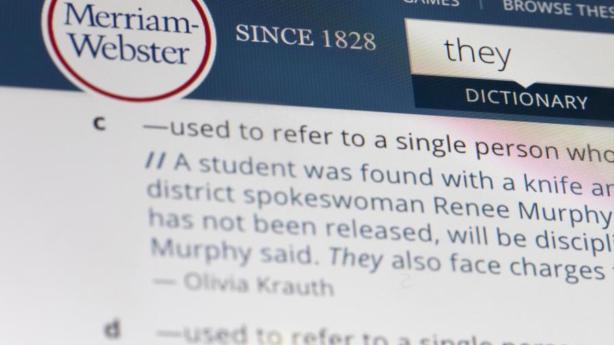 Merriam-Webster elige pronombre neutro como palabra del año