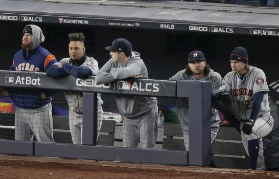 Los Yanquis no claudican y estiran la serie contra Houston Los Yanquis no claudican y estiran la serie contra Houston