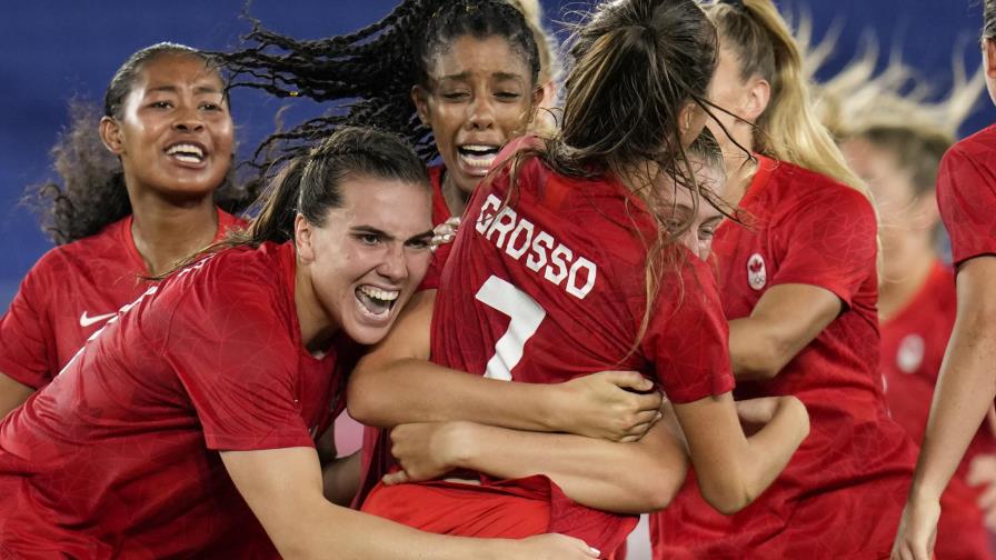 CONCACAF anuncia más competiciones para mujeres