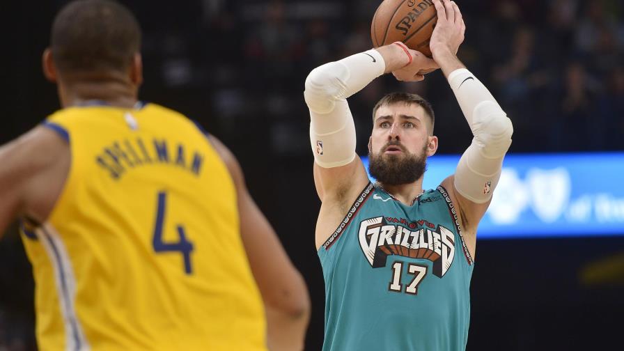 Valanciunas lidera triunfo de los Grizzlies ante Warriors
