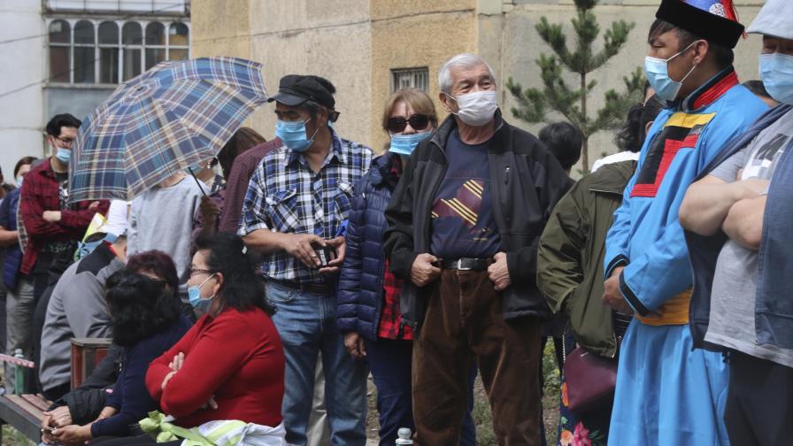 Mongolia vota en elecciones parlamentarias