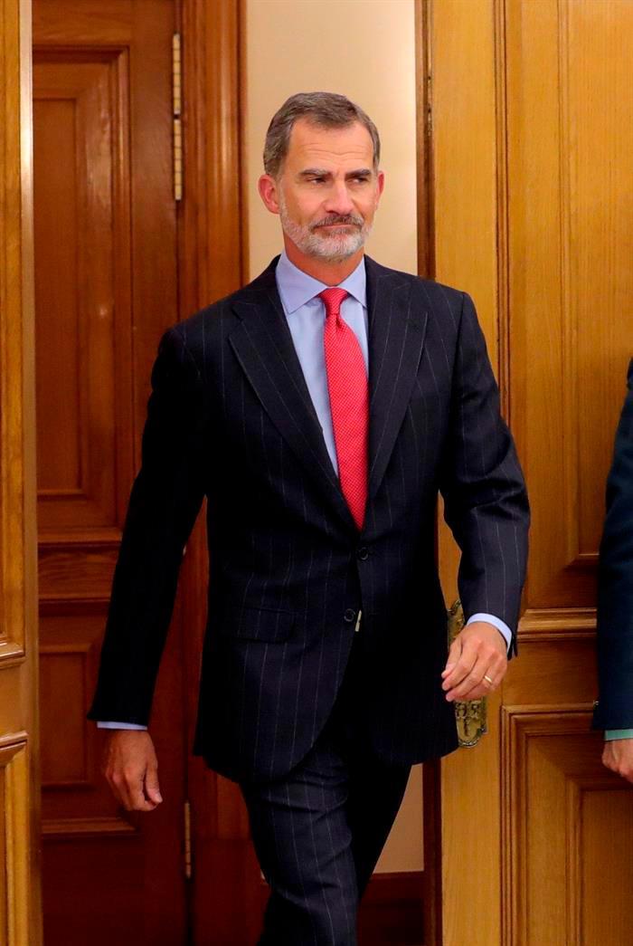 El rey de España escuchará a partidos para formación de gobierno