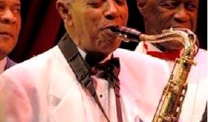 "F&eacute;lix del Rosario Vive, el legado del maestro" en Luc&iacute;a 203