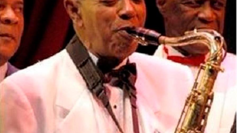 “Félix del Rosario Vive, el legado del maestro” en Lucía 203 “Félix del Rosario Vive, el legado del maestro” en Lucía 203