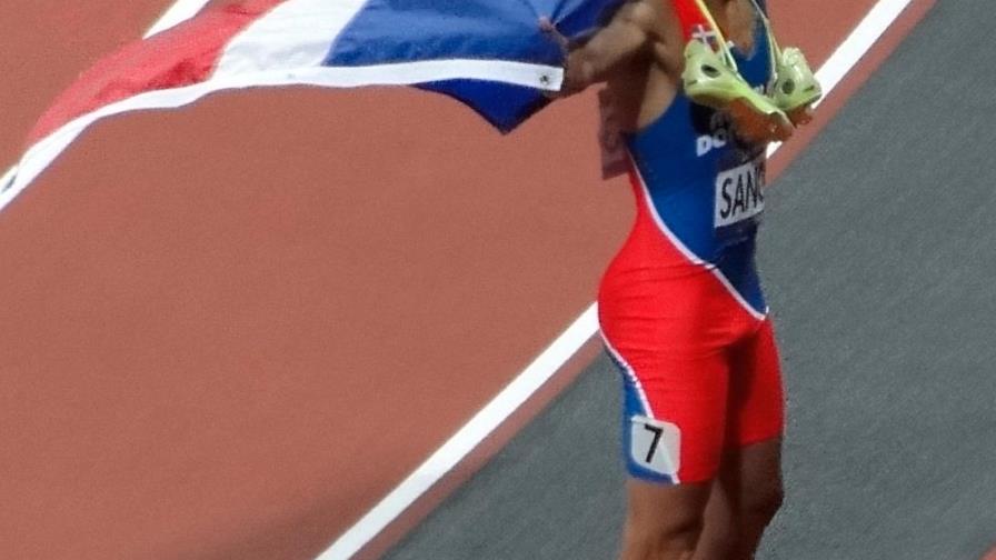 Félix Sánchez destaca la crianza que recibió de su mamá soltera