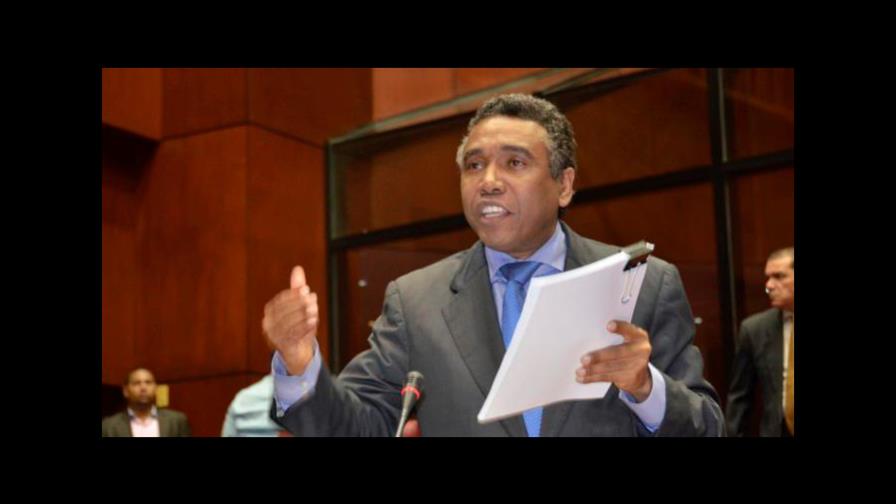 Félix Bautista somete proyecto de ley para crear el Ministerio de Vivienda y Edificaciones