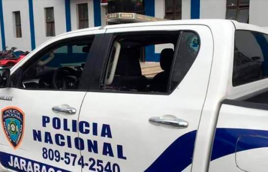 Hijos y familiares de mujer asesinada en Jarabacoa aseguran fue herida en guagua de la Policía 