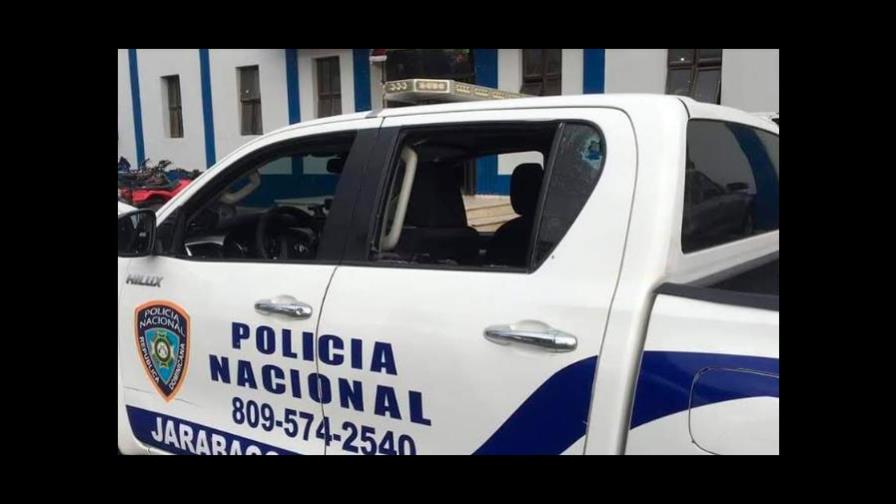 Policía niega que hombre matara a mujer dentro de la patrulla en Jarabacoa Policía niega que hombre matara a mujer dentro de la patrulla en Jarabacoa