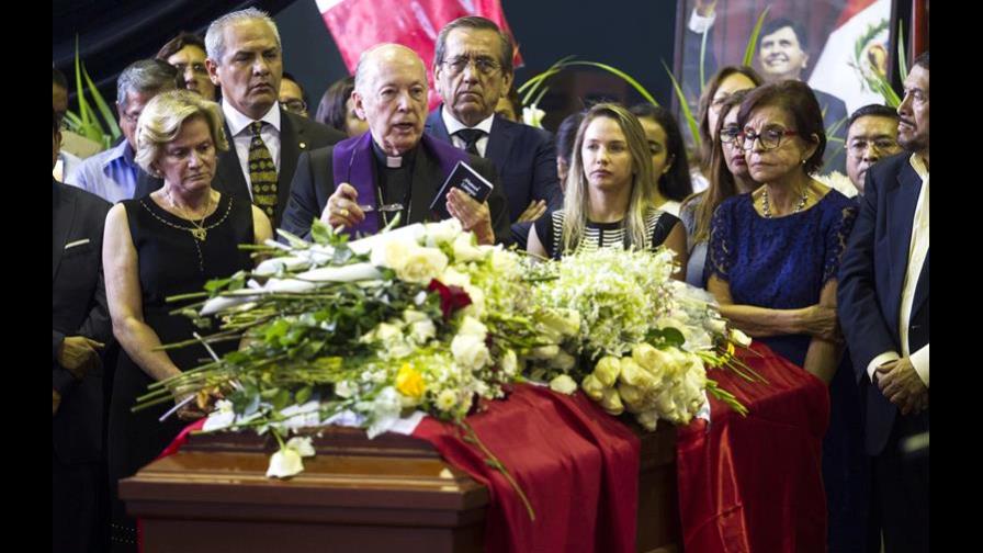 Alan García justifico su suicidio en una carta que dejó Alan García justifico su suicidio en una carta que dejó