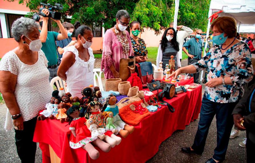 Suspenden Feria de Artesanía; Cultura usará fondos para apoyar a artesanos