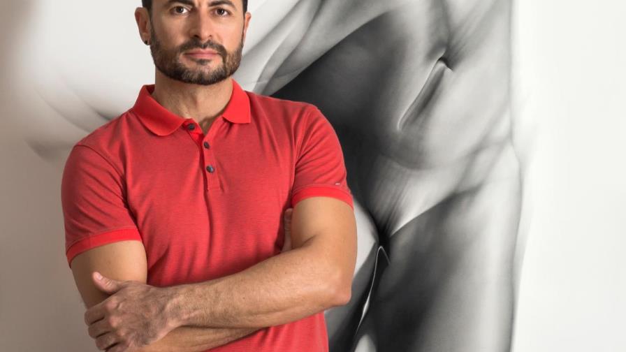 Fernando Calzada: “Pretendo desarrollarme más como artista plástico”