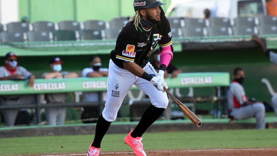 Estrellas Orientales con 18 jugadores en roster de 40 en los equipos de Grandes Ligas