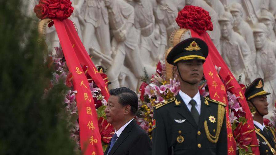 Xi preside el Día de los Mártires en pleno auge patriótico
