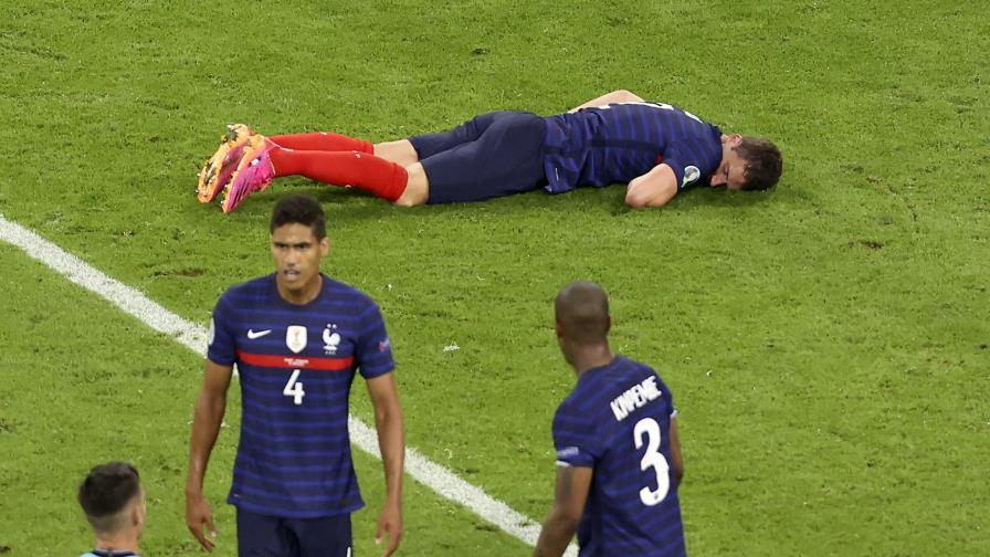 Pavard, noqueado durante casi 15 segundos en la Euro Pavard, noqueado durante casi 15 segundos en la Euro